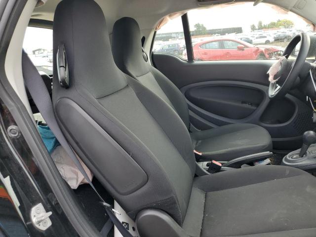 Photo 10 from auction – 2016 SMART FORTWO with VIN WMEFJ5DA7GK069839