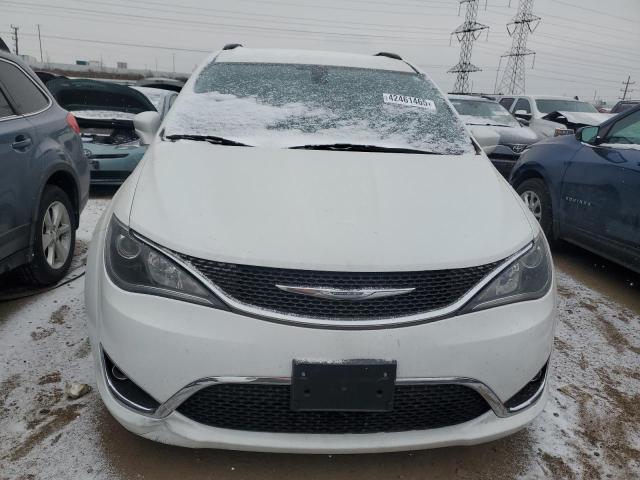 Photo 5 from auction – 2017 CHRYSLER PACIFICA T with VIN 2C4RC1BGXHR613694