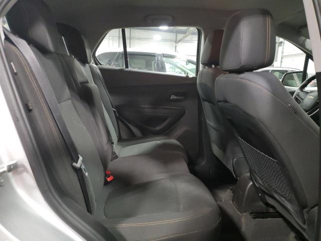 Photo 11 from auction – 2017 CHEVROLET TRAX LS with VIN 3GNCJKSB2HL212554