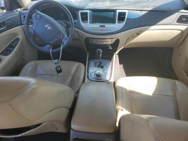Photo 8 from auction – 2011 HYUNDAI GENESIS 4. with VIN KMHGC4DF2BU138559
