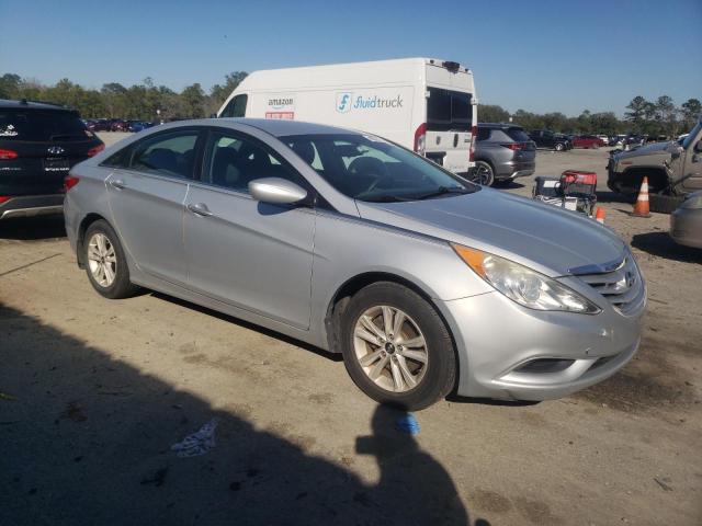 Photo 4 from auction – 2012 HYUNDAI SONATA GLS with VIN 5NPEB4AC4CH481264