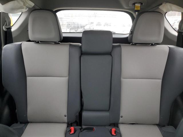 Photo 10 from auction – 2015 TOYOTA RAV4 LIMIT with VIN 2T3DFREVXFW401357