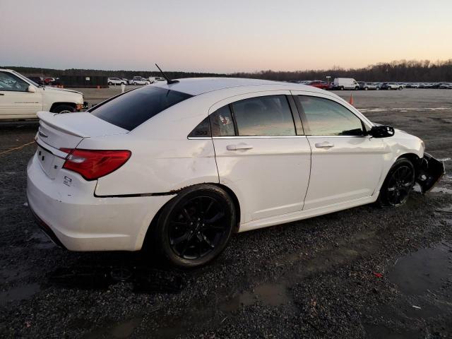 Photo 3 from auction – 2013 CHRYSLER 200 LIMITE with VIN 1C3CCBCG2DN719255