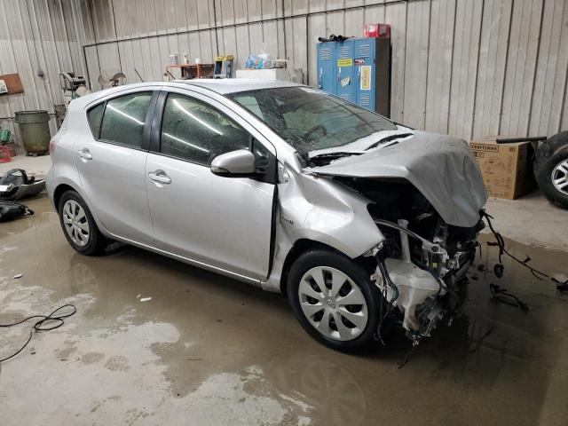 Photo 4 from auction – 2013 TOYOTA PRIUS C with VIN JTDKDTB31D1033790