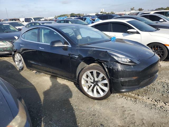 Photo 4 from auction – 2018 TESLA MODEL 3 with VIN 5YJ3E1EA7JF122671