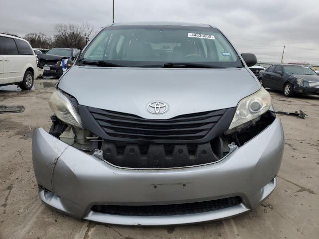 Photo 5 from auction – 2012 TOYOTA SIENNA BAS with VIN 5TDKA3DC2CS010056