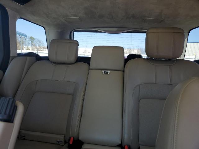 Снимка 10 от търг – 2018 LAND ROVER RANGE ROVE с VIN SALGV2RE0JA515305