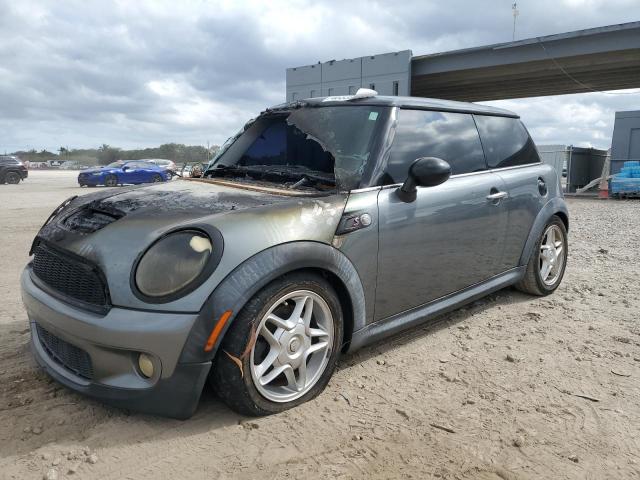 MINI COOPER S 2010 with VIN WMWMF7C50ATZ68967 - Photo from auction