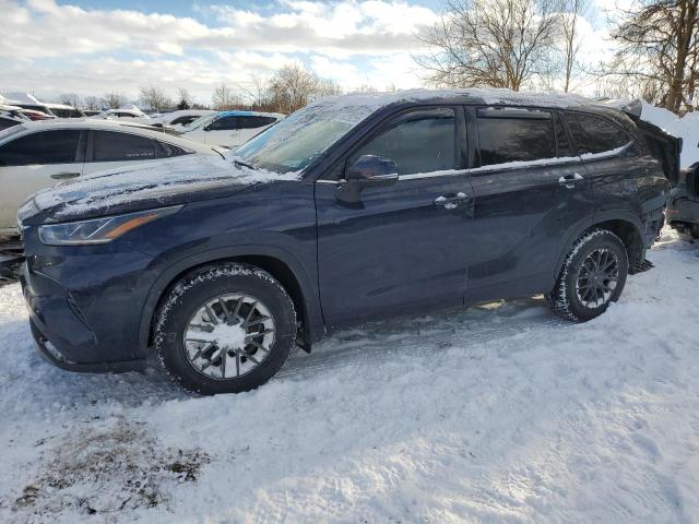 TOYOTA HIGHLANDER 2022 with VIN 5TDFZRBH6NS202840 - Photo from auction