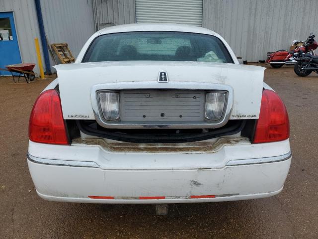 Photo 6 from auction – 2010 LINCOLN TOWN CAR with VIN 2LNBL8CV5AX605815