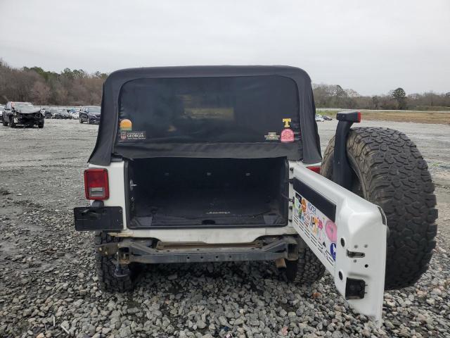 Photo 6 from auction – 2015 JEEP WRANGLER U with VIN 1C4BJWDG1FL505102
