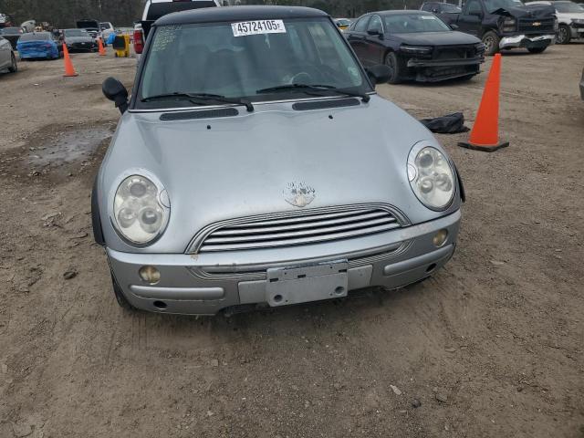 Photo 5 from auction – 2004 MINI COOPER with VIN WMWRC33424TJ63121