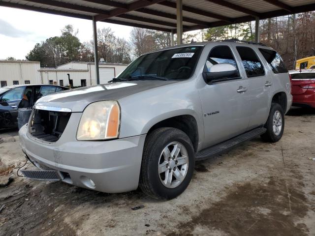 GMC YUKON 2007 with VIN 1GKFC13JX7R135850 - Photo from auction
