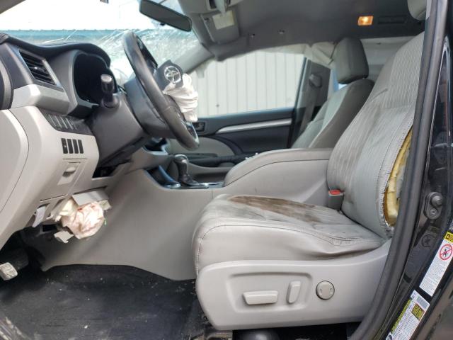Photo 7 from auction – 2015 TOYOTA HIGHLANDER with VIN 5TDBKRFH7FS120758