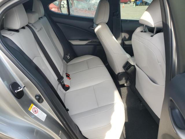 Photo 11 from auction – 2019 LEXUS UX 200 with VIN JTHY3JBH5K2018213