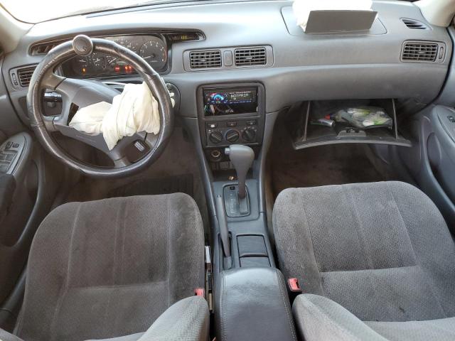 Photo 8 from auction – 2000 TOYOTA CAMRY CE with VIN JT2BG22K2Y0495952