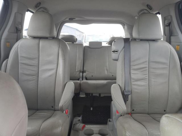 Photo 10 from auction – 2012 TOYOTA SIENNA XLE with VIN 5TDYK3DC0CS240900