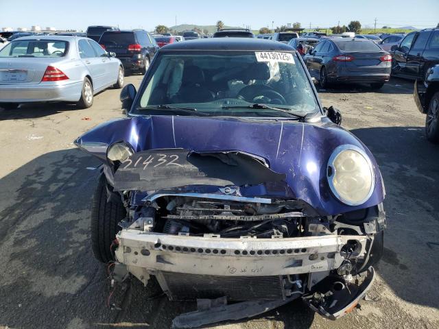Photo 5 from auction – 2005 MINI COOPER S with VIN WMWRE33525TL10428