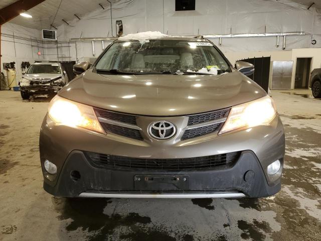 Photo 5 from auction – 2015 TOYOTA RAV4 LIMIT with VIN JTMDFREV5FD115526