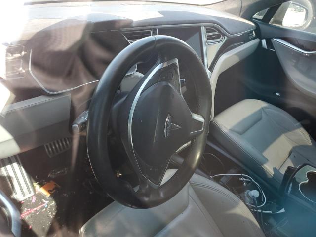 Photo 9 from auction – 2015 TESLA MODEL S with VIN 5YJSA1E17FF107974
