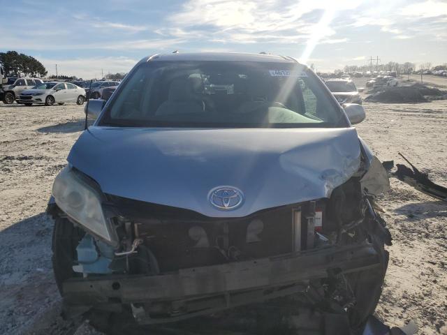 Photo 5 from auction – 2014 TOYOTA SIENNA LE with VIN 5TDKK3DCXES494980