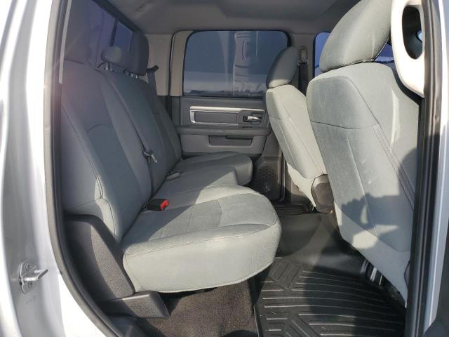 Снимка 10 от търг – 2016 RAM 2500 SLT с VIN 3C6UR5DL7GG166246