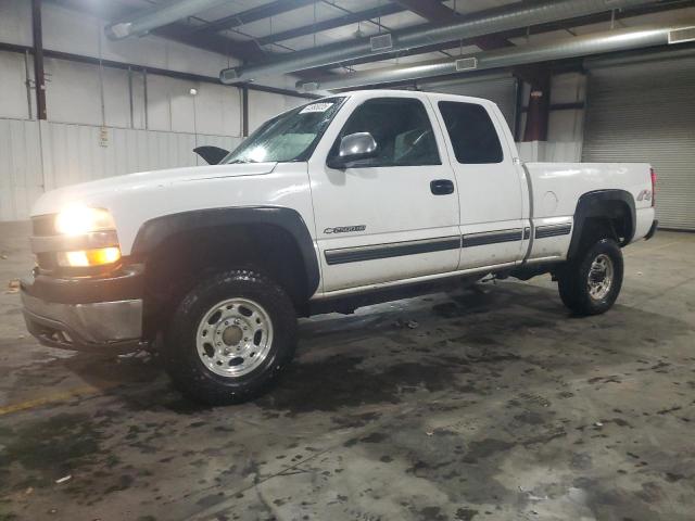 CHEVROLET SILVERADO 2002 with VIN 1GCHK29U52E305787 - Photo from auction