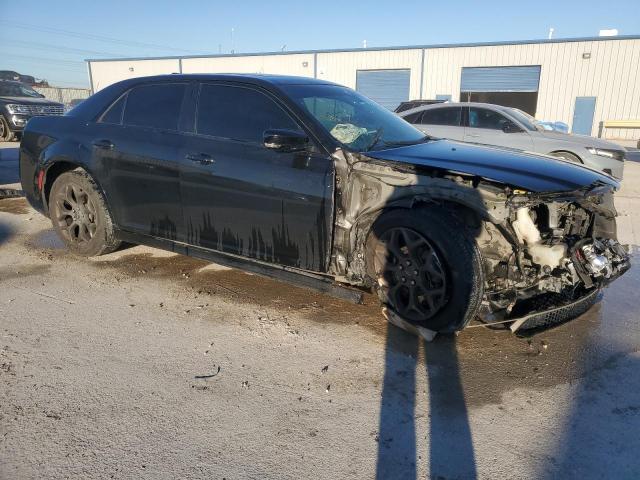 Photo 4 from auction – 2016 CHRYSLER 300 S with VIN 2C3CCAGG8GH298644