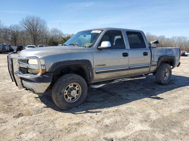 CHEVROLET SILVERADO 2001 with VIN 1GCHC23U51F180630 - Photo from auction
