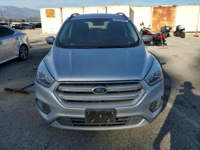 Photo 5 from auction – 2018 FORD ESCAPE SEL with VIN 1FMCU0HD4JUA56621