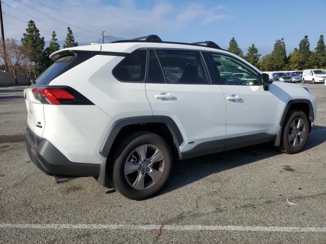 Photo 3 from auction – 2024 TOYOTA RAV4 LE with VIN JTMMWRFV0RD237293