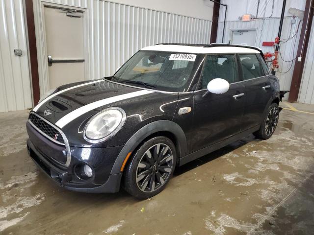 MINI COOPER 2017 with VIN WMWXU3C33H2F49198 - Photo from auction