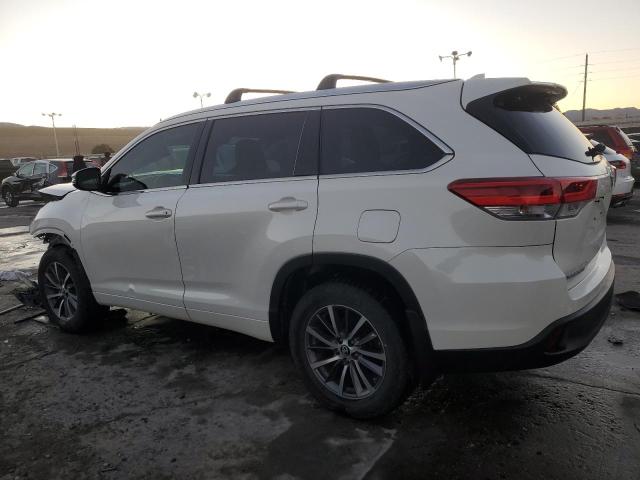 Photo 2 from auction – 2017 TOYOTA HIGHLANDER with VIN 5TDJZRFH1HS516114