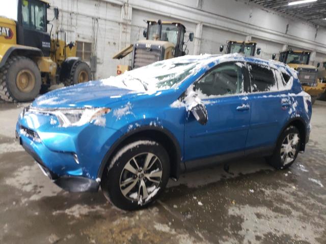 TOYOTA RAV4 XLE 2017 with VIN 2T3RFREV5HW680113 - Photo from auction