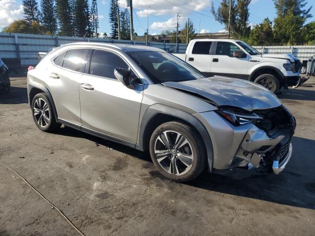 Photo 4 from auction – 2019 LEXUS UX 200 with VIN JTHY3JBH1K2001084
