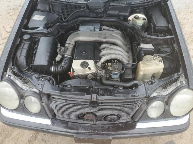 Photo 11 from auction – 1997 MERCEDES-BENZ E 300D with VIN WDBJF20F3VA351844