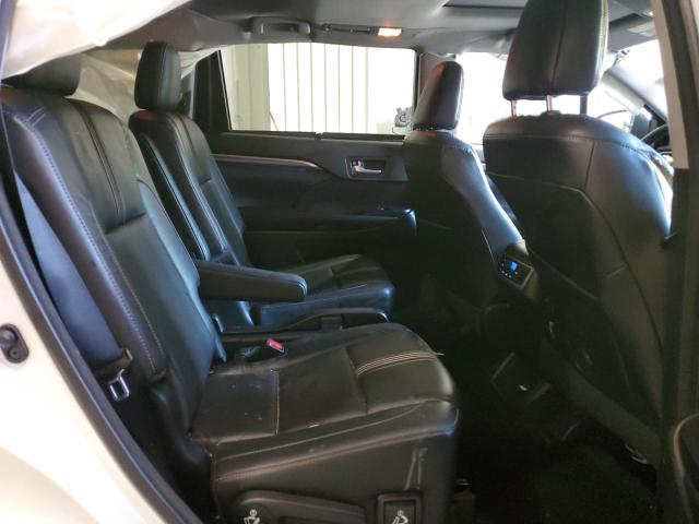 صورة رقم 11 من المزاد - 2017 TOYOTA HIGHLANDER مع VIN 5TDKZRFH3HS517396