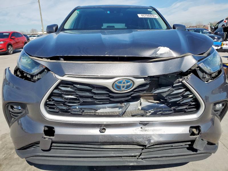Photo 5 from auction – 2022 TOYOTA HIGHLANDER with VIN 5TDZARAH7NS510413