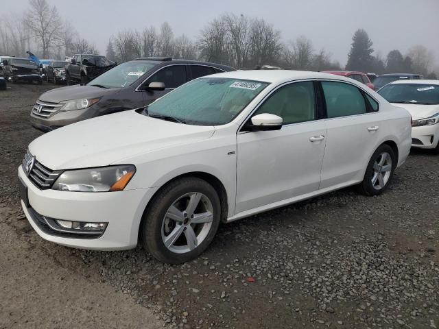 VOLKSWAGEN PASSAT S 2015 with VIN 1VWAT7A34FC107702 - Photo from auction