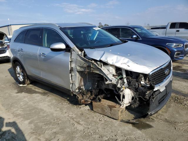 Photo 4 from auction – 2016 KIA SORENTO LX with VIN 5XYPG4A30GG092886