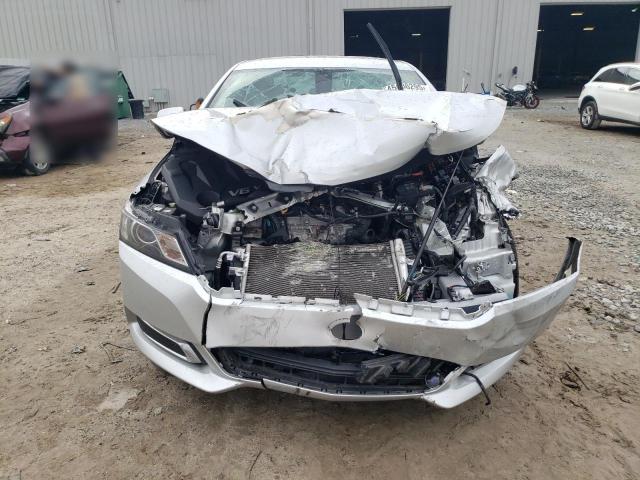 Photo 5 from auction – 2015 CHEVROLET IMPALA LT with VIN 2G1125S3XF9260061