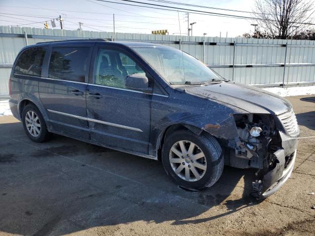 Photo 4 from auction – 2013 CHRYSLER TOWN & COU with VIN 2C4RC1BG2DR713489