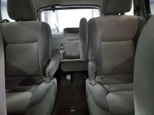 Photo 10 from auction – 2010 TOYOTA SIENNA CE with VIN 5TDKK4CC5AS309719