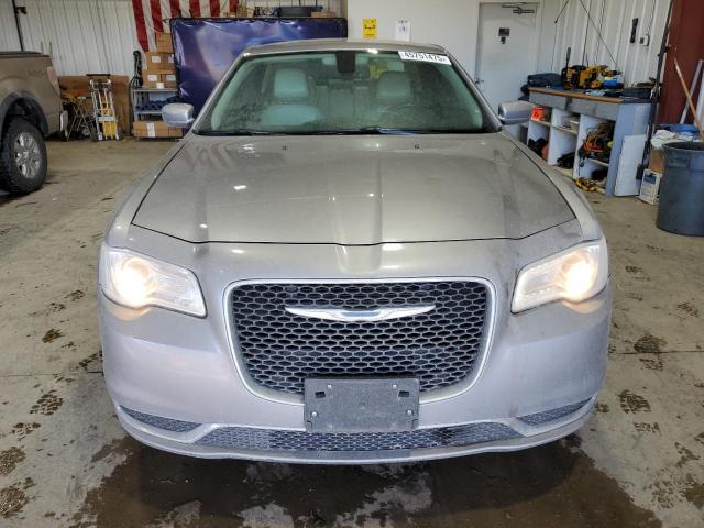 Photo 5 from auction – 2017 CHRYSLER 300 LIMITE with VIN 2C3CCARG3HH608780