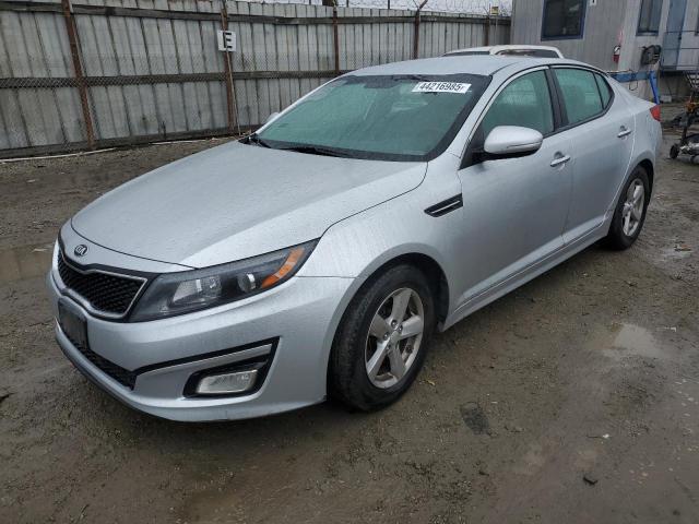 KIA OPTIMA LX 2015 with VIN 5XXGM4A74FG457262 - Photo from auction