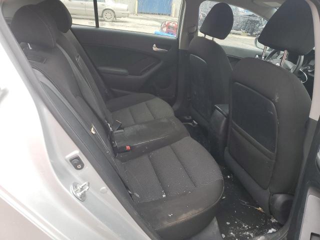 Photo 10 from auction – 2017 KIA FORTE LX with VIN KNAFK5A88H5682630