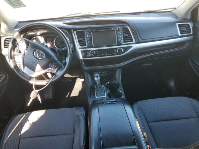 Photo 8 from auction – 2017 TOYOTA HIGHLANDER with VIN 5TDBZRFH2HS446563