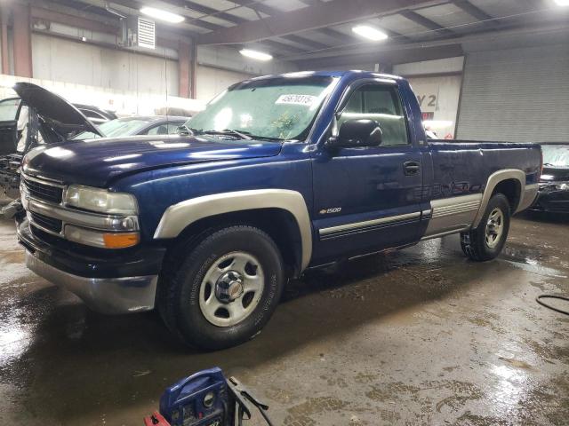 CHEVROLET SILVERADO 2000 with VIN 1GCEC14W2YE325152 - Photo from auction