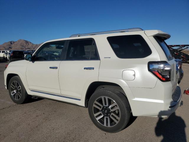 Photo 2 from auction – 2017 TOYOTA 4RUNNER SR with VIN JTEBU5JR9H5453325