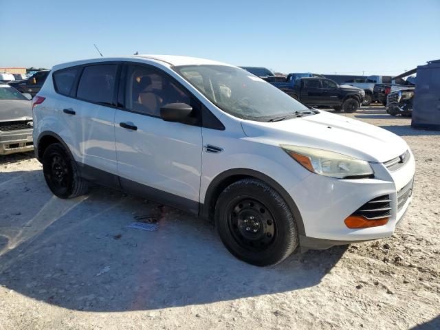 Photo 4 from auction – 2014 FORD ESCAPE S with VIN 1FMCU0F77EUE28486